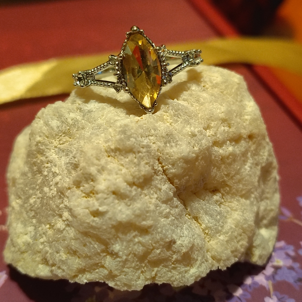 November Birthstone Ring - Picture 5 of 5